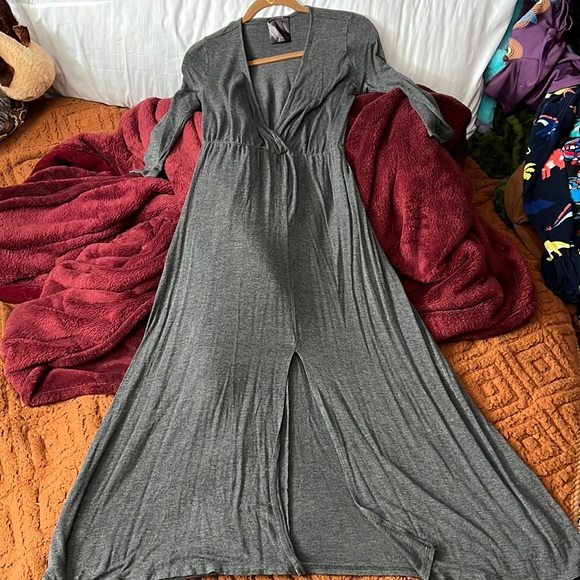 Dresses & Skirts - Long faux wrap dress